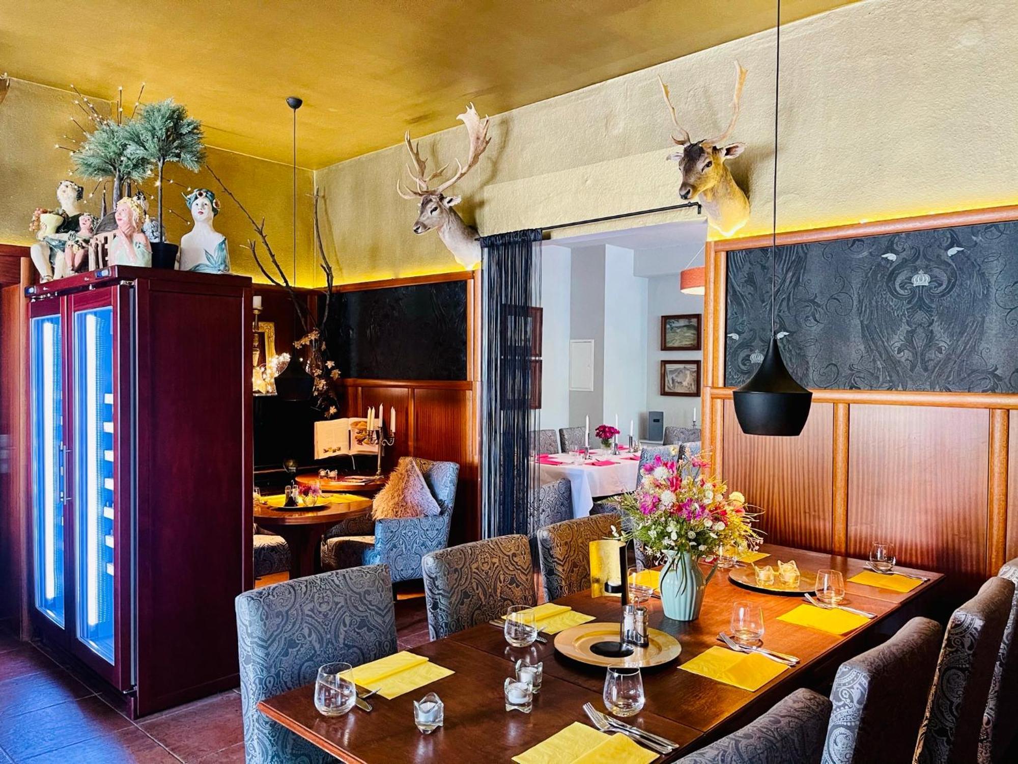 Zu Den Linden - Radebeul Pension Mit Restaurant Zewnętrze zdjęcie
