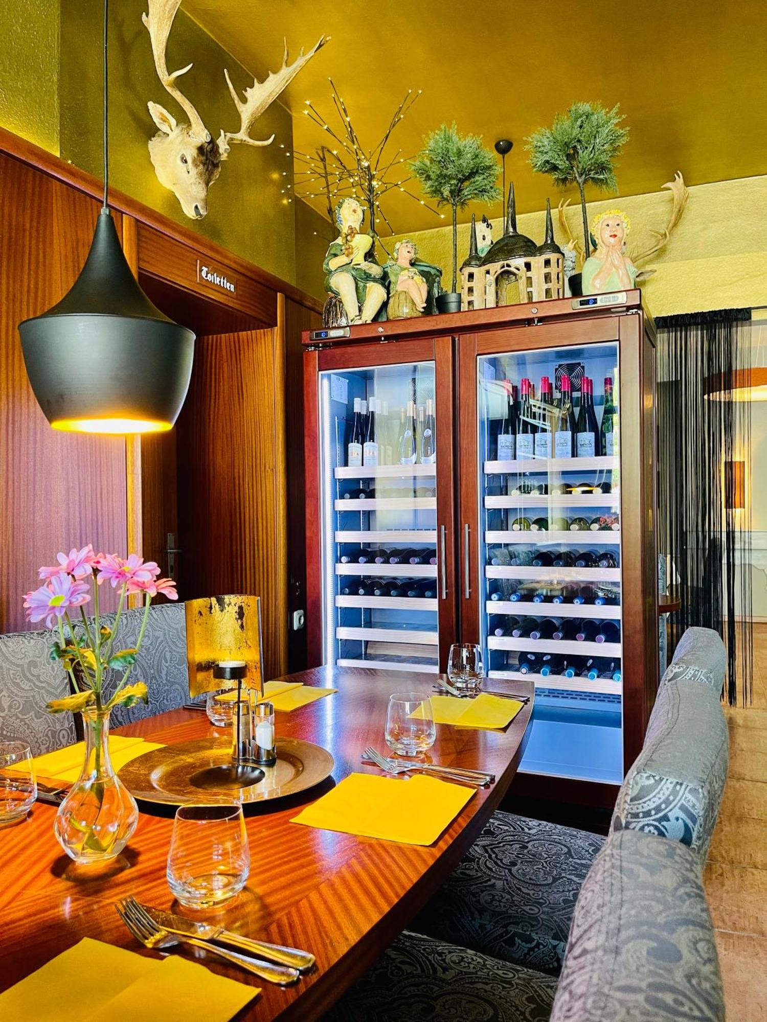 Zu Den Linden - Radebeul Pension Mit Restaurant Zewnętrze zdjęcie